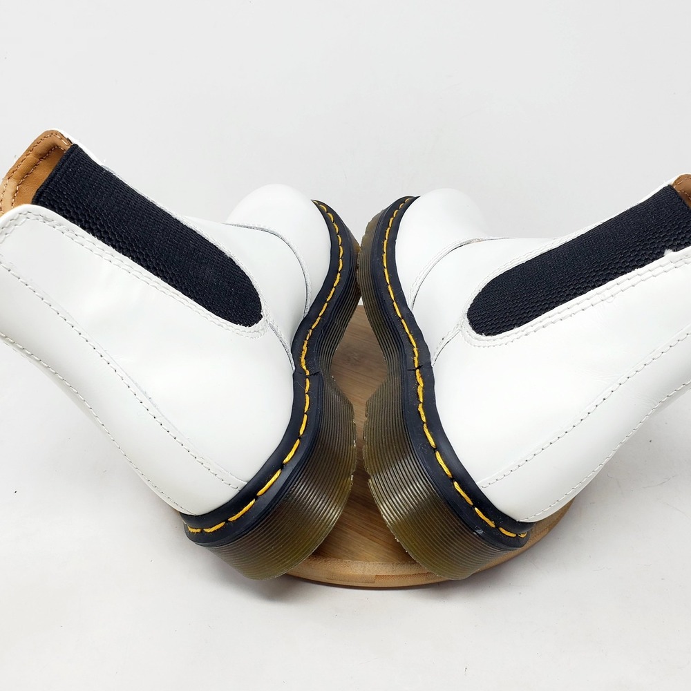 Dr Martens 2976 Chelsea Boots Womens 7 White Leather Punk Goth Shoes - Picture 8 of 12